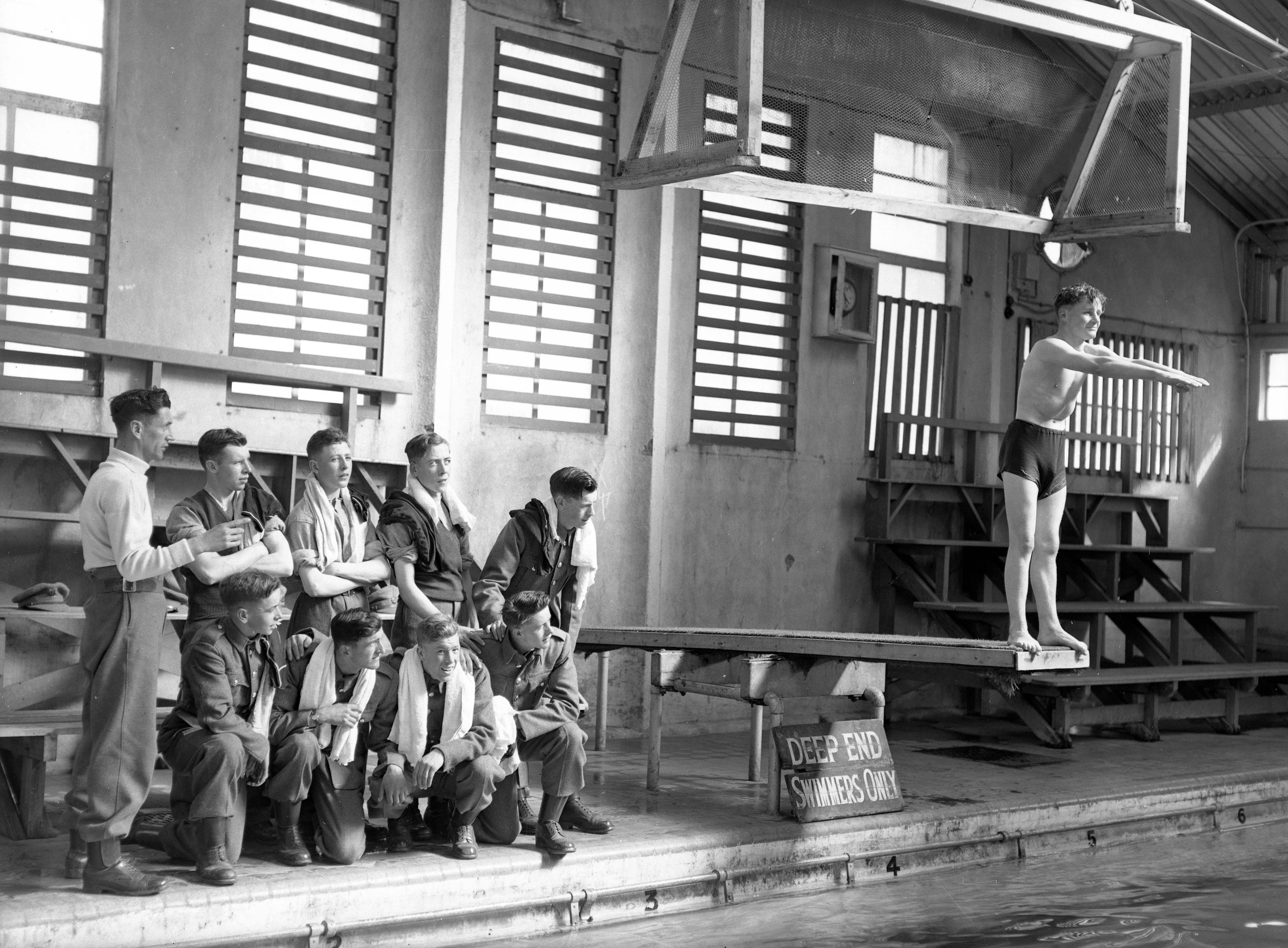 Military Archives | Army and naval service recruits [1930-1968]
