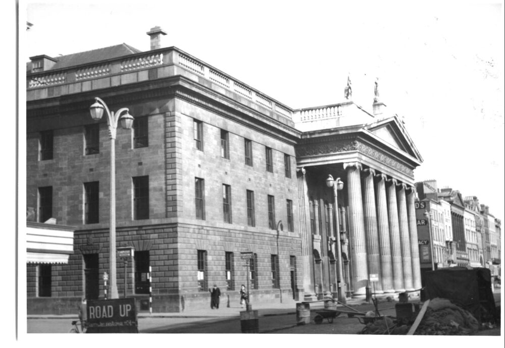 P 31 017