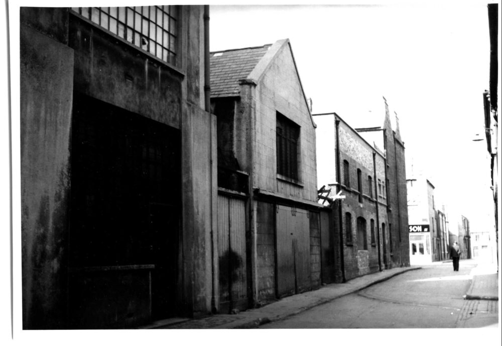 P 31 024