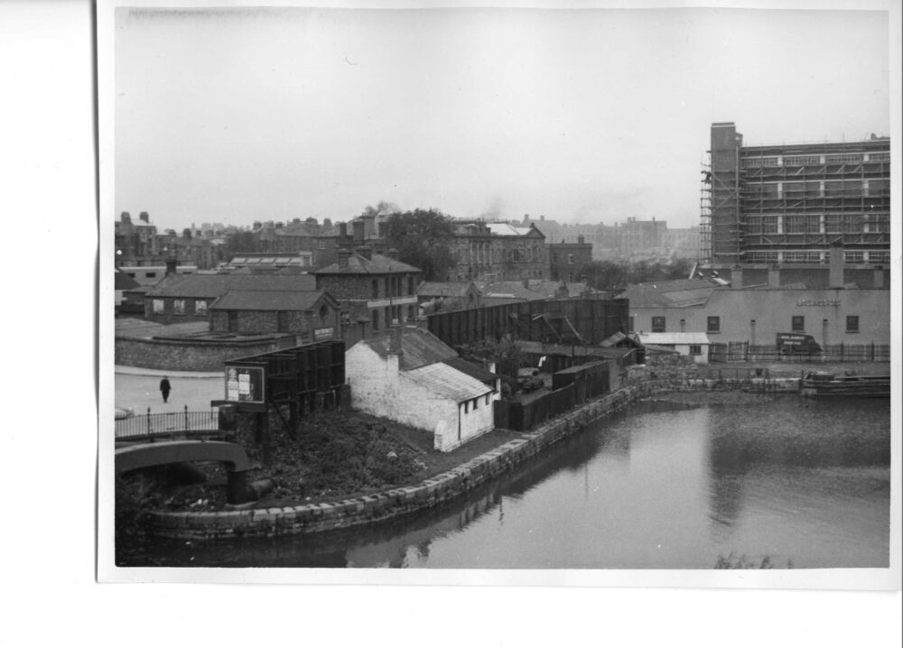 P 32 078